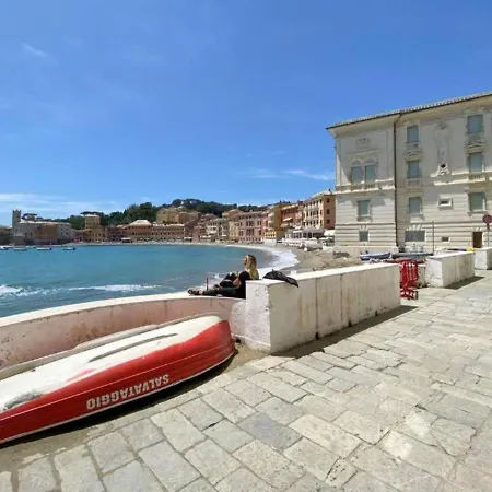Apartment Altido Private For 2 In The Heart Of